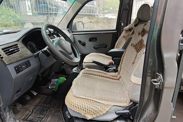 Used Jinbei Hiace X30 2013 1.3L Standard Version Left Front Seat