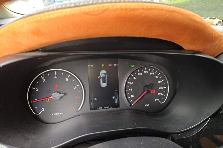 Used BYD Song MAX 2018 1.5T Automatic Smart Connect Luxury 6-Seater