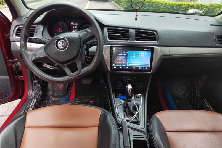 Used Volkswagen Lavida 2015 1.6L Automatic Fashion Edition
