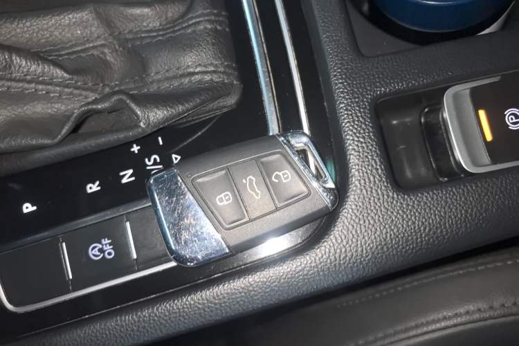 Used Volkswagen Magotan 2019 330TSI DSG Luxury Version China VI Standard