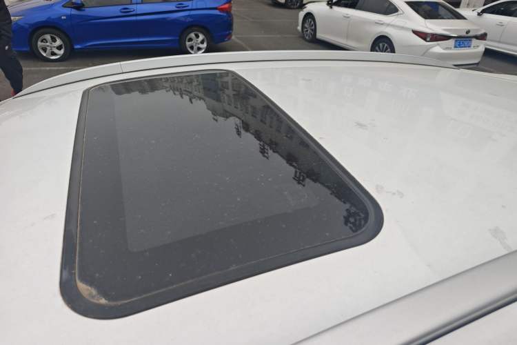 Used Geely Auto Vision X3 2017 1.5L Automatic Luxury Model
