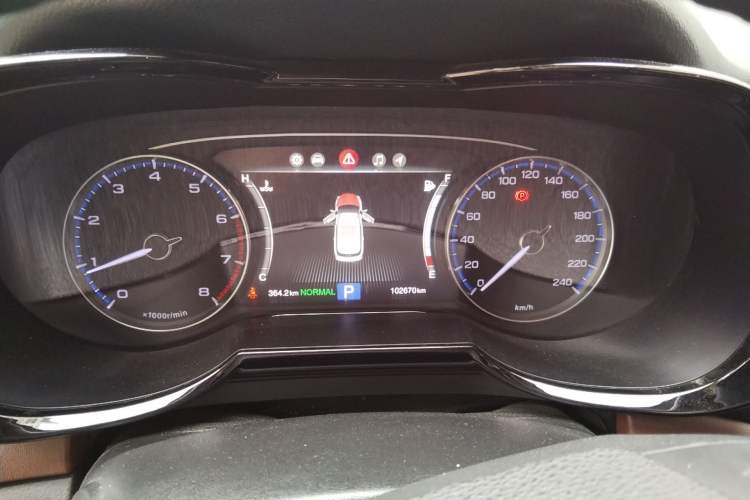 Used GAC Trumpchi GS8 2017 320T Two-Wheel Drive Luxury Smart Connectivity Version (7 Seats) Instrument Cluster