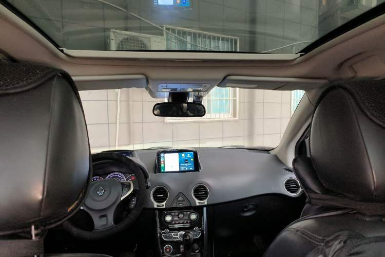 Used Renault Koleos 2013 2.5L Two-Wheel Drive Comfort Edition