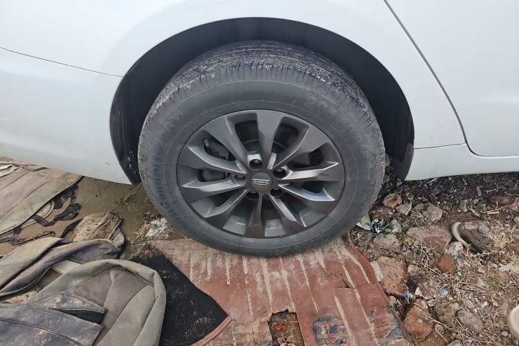 Used Geely Auto Emgrand New Energy 2021 EV Pro Ride-Hailing Edition
