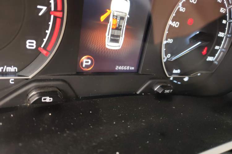 Used Geely Auto Vision X6 2021 PRO 1.4T Automatic Prestige Model