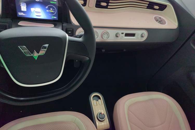 Used Wuling Hongguang MINIEV 2022 Macaron Premium Model – Lithium Iron Phosphate
