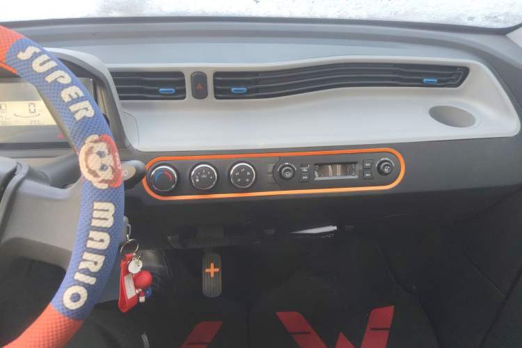 Used Wuling Hongguang MINIEV 2022 Macaron Fashion Edition Lithium-Nickel-Cobalt-Alpha-oxide