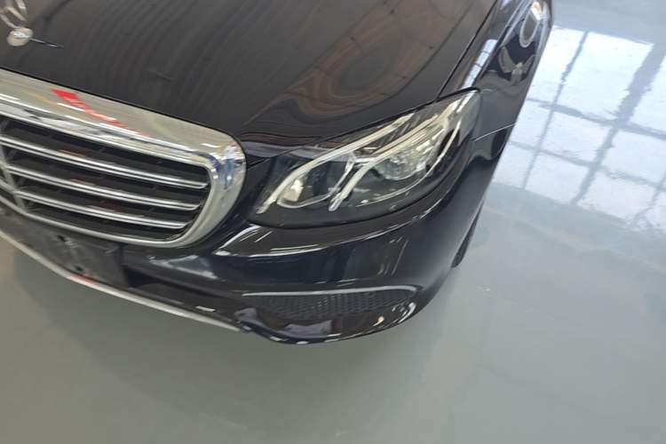 Used Mercedes-Benz E-Class 2020 E 260 L
