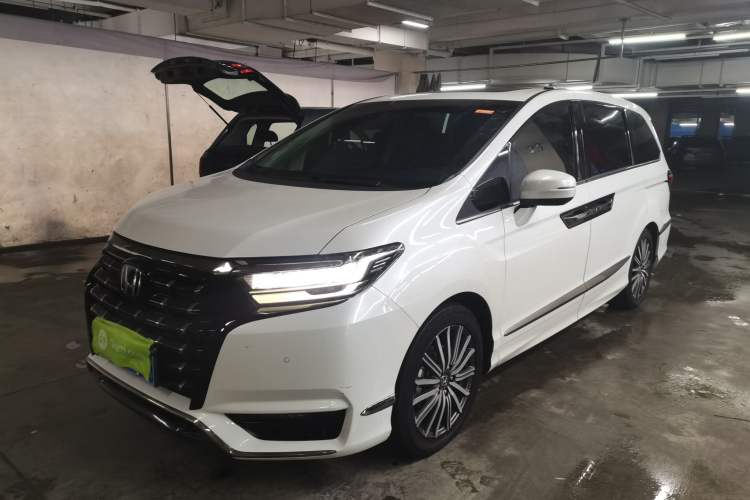 Used Honda Elysion 2022 2.0L eHEV Prestige Edition