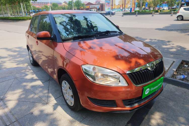Used Skoda Fabia 2014 1.4L Automatic Crystal Edition
