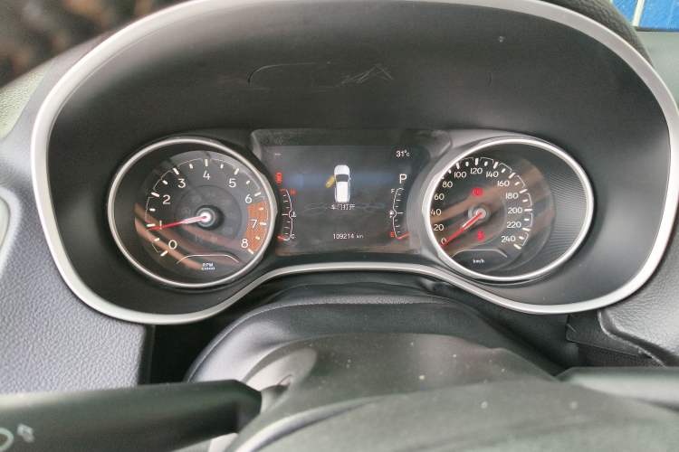 Used Jeep Compass 2017 200T Automatic Family Edition Instrument Cluster