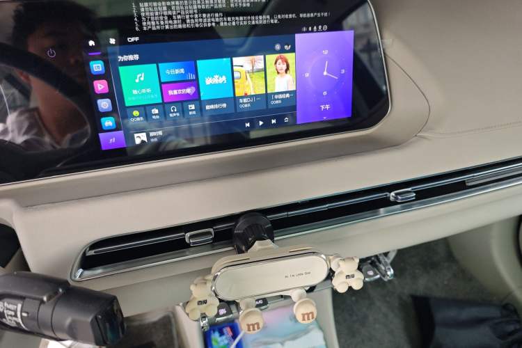 Used ORA Good Cat GT 2022 Mulan Edition 401 km Standard Range Audio And AC Panel