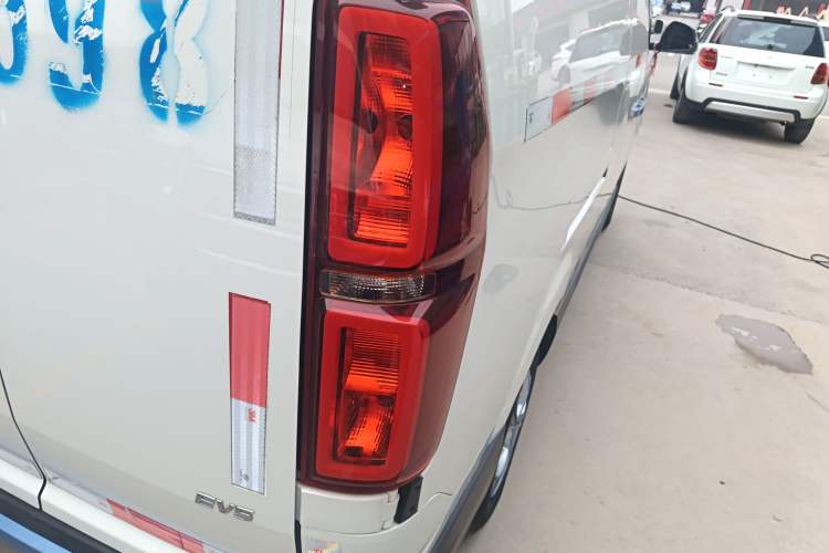 Used BAIC Changhe EV5 2019 270KM range version Right Rear Taillight