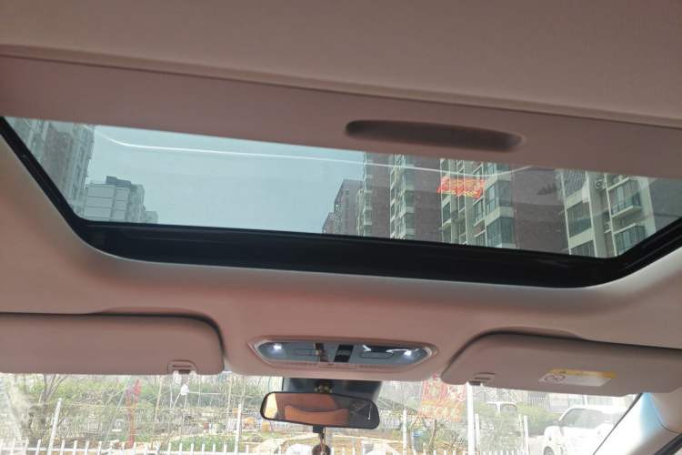 Used SAIC MAXUS G90 2024 2.0T Starlight Seven-Seater
