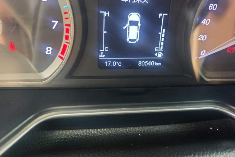 Used CHANGAN OSHAN X7 2020 1.5T Automatic Elite Edition Odometer Close Up