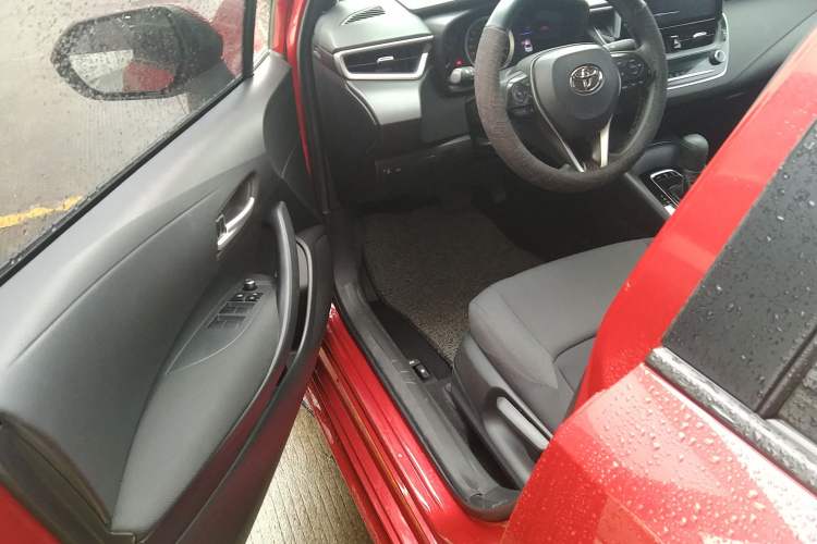 Used Toyota Levin 2019 185T CVT Luxury Edition China VI Standard Driver Seat