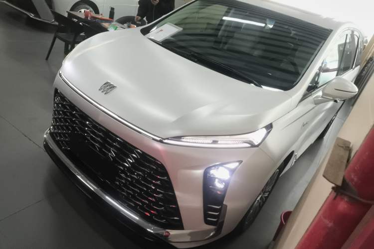 Used Buick GL8 New Energy 2024 Lu Zun Luxury Edition 7-Seater