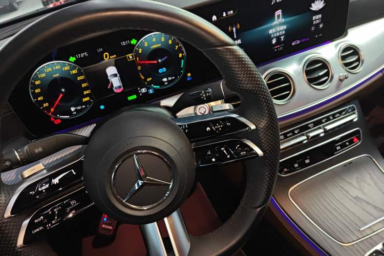 Used Mercedes-Benz E-Class New Energy 2022 E 350 e L Plug-in Hybrid Sports Sedan