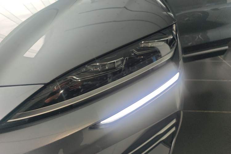 Used BYD Song PLUS New Energy 2025 DM-i Smart Drive 112KM Prestige Model