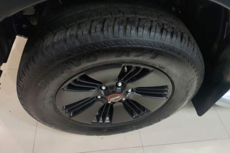 Used Isuzu D-MAX 2021 1.9T Automatic 4x4 Diesel Global Huan Dong RZ4E
