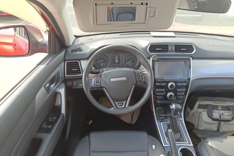 Used Haval H2 2017 Red-Label 1.5T Automatic Two-Wheel Drive Elite Model
