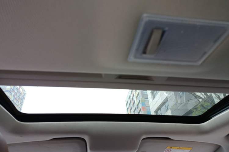 Used Chevrolet Trax 2014 1.4T Automatic Two-Wheel Drive Luxury Model Headliner