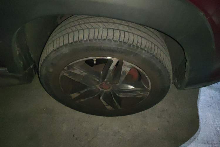 Used BYD Tang New Energy 2015 2.0T Four-Wheel-Drive Flagship Model