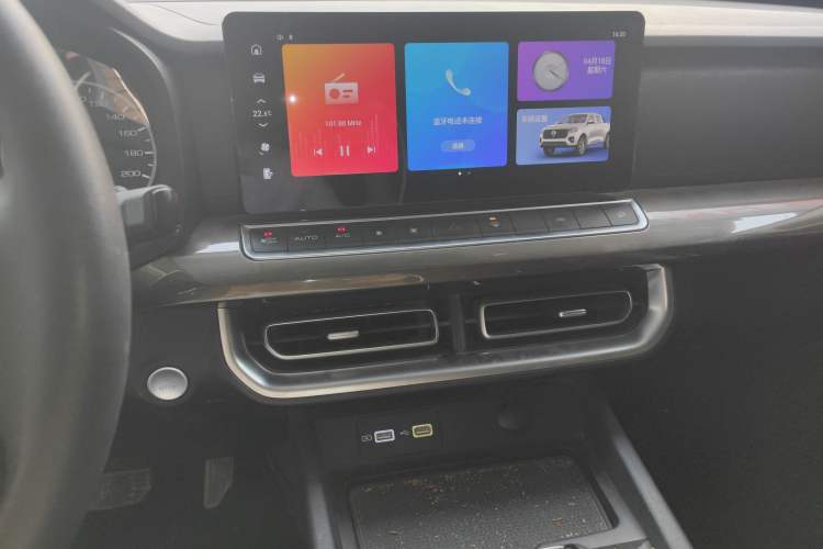 Used Great Wall Poer 2023 2.0T Commercial Version Automatic Diesel 4x4 Elite Long-Box GW4D20M
