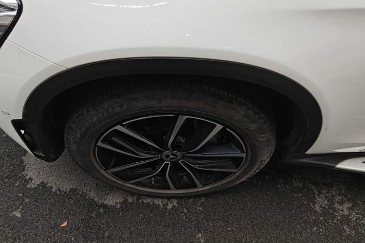 Used Mercedes-Benz GLC 2021 GLC 300 L 4MATIC Dynamic Model