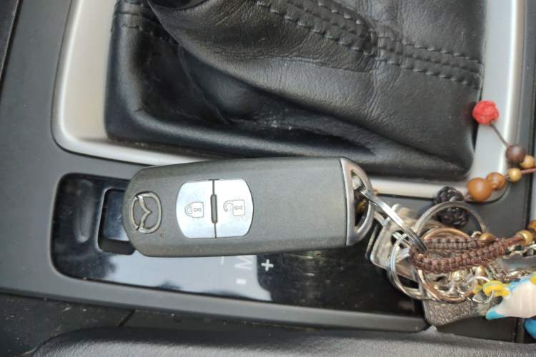 Used Mazda CX-4 2016 2.0L Automatic 2WD Blue Sky Dynamic Edition
