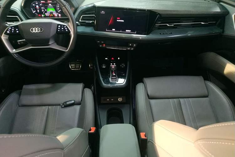 Used Audi Q5 e-tron 2023 40 e-tron Starry Edition Luxury Package Audio And AC Panel