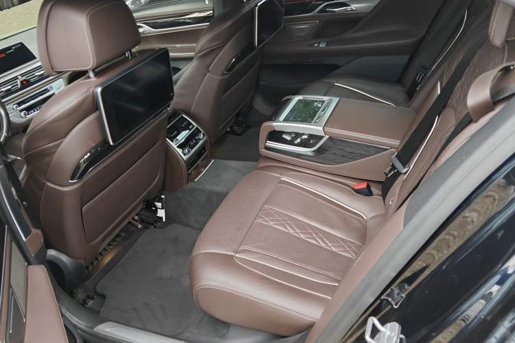 Used BMW 7 Series 2018 730Li Luxury Edition M Sport Package