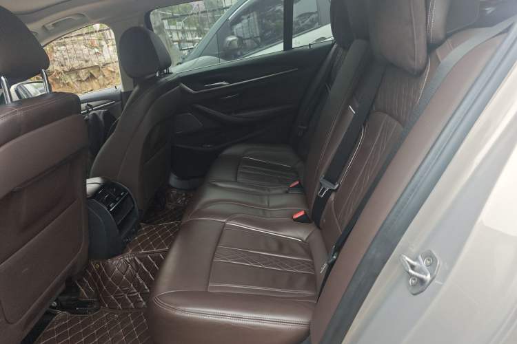 Used BMW 5 Series 2019 530Li Leading Model Luxury Package
