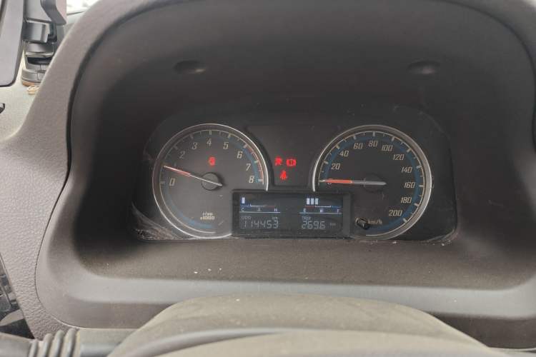 Used Baojun 730 2014 1.5L manual Comfort version 7 seats
