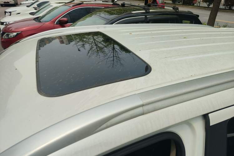 Used Mitsubishi Outlander 2019 2.4L 4x4 Zhi Xiang Edition 7 Seats China VI Standard Roof