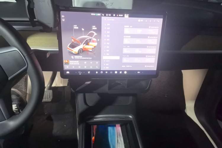 Used Tesla Model Y 2022 Revised Version Rear-Wheel Drive Audio And AC Panel