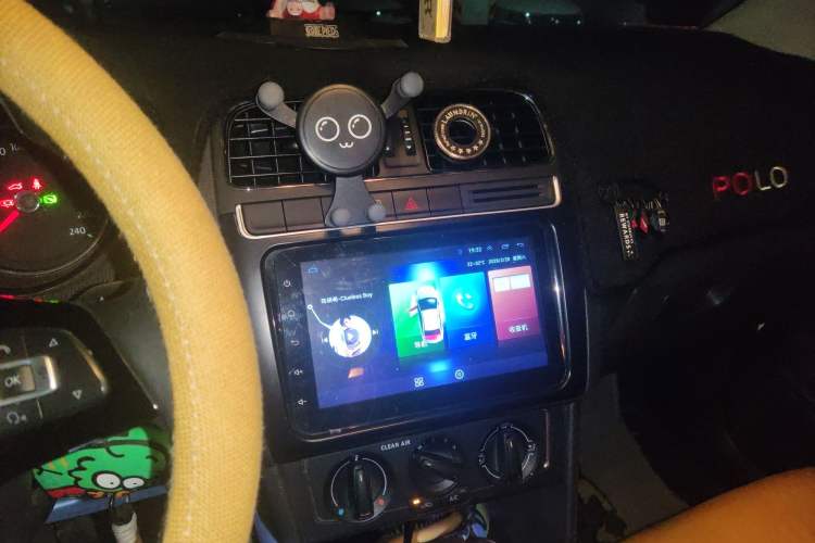 Used Volkswagen Polo 2016 1.6L Automatic Comfort Model