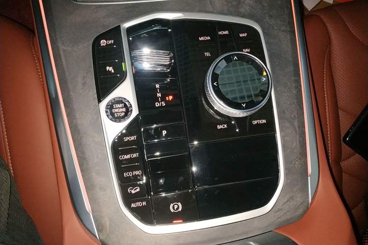 Used BMW X5 2025 Model, xDrive 30Li Prestige M Sport Night Package