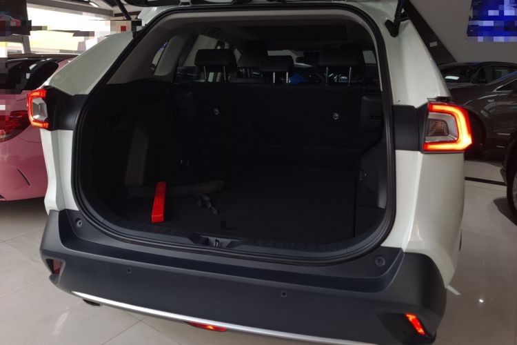 Used Toyota Wildlander 2023 2.0L CVT Four-Wheel Drive Luxury PLUS Edition
