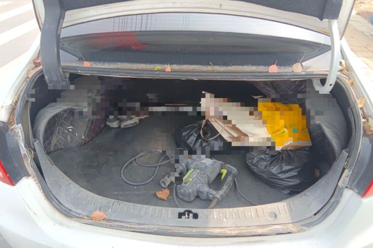 Used Haima M6 2017 1.6L Manual Comfort Model Trunk