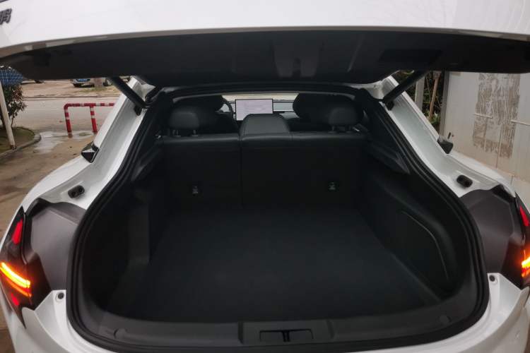 Used XPeng MONA M03 2025 600 with Ultra-Long Range Max Trunk