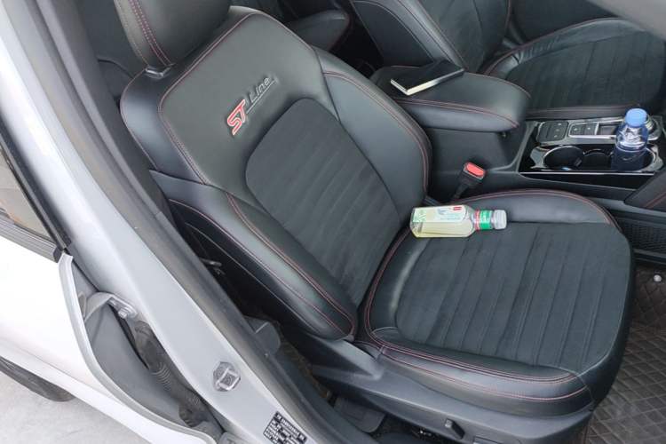 Used Ford Escape 2024 EcoBoost 245 Four-Wheel Drive ST-Line Pro Trim
