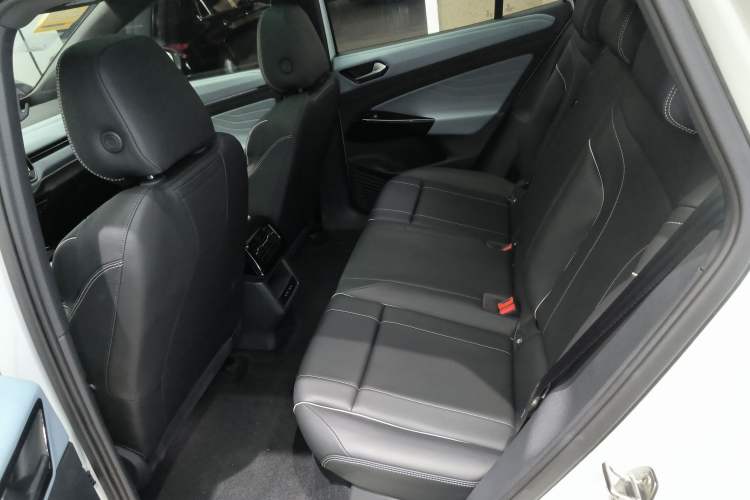 Used Volkswagen ID.4 X 2025 Smart Version Pure & Intelligent Enjoyment Edition