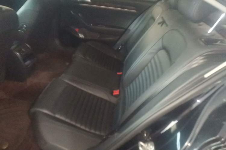 Used Volkswagen Magotan 2019 330TSI DSG Leading Model China VI Standard
