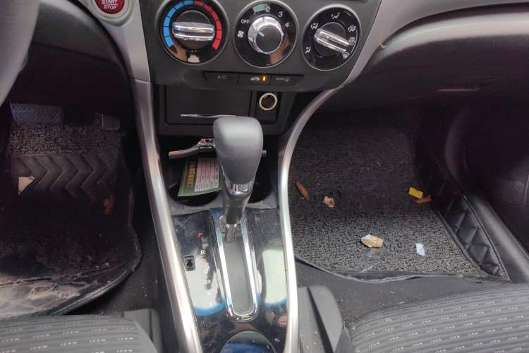 Used Honda Crider 2013 1.8L automatic luxury edition