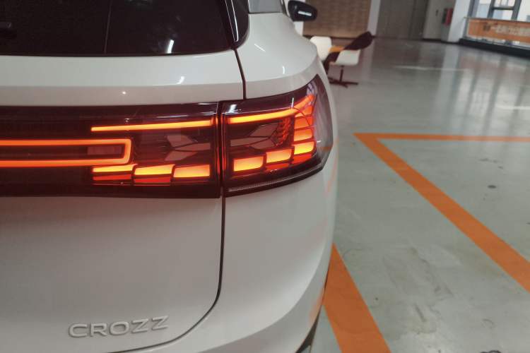 Used Volkswagen ID.6 CROZZ 2024 PRO Model
