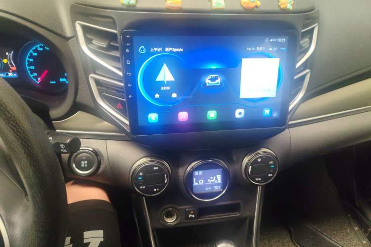 Used BYD Song 2017 Gaishe Upgrade Edition 1.5TID Automatic Comfort Model Audio And AC Panel