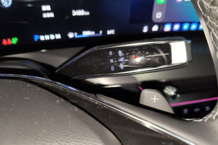 Used Cadillac XT5 2025 Model 2.0T Metropolitan Edition