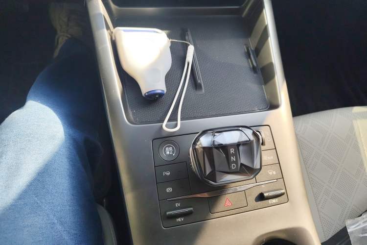 Used BYD Qin PLUS 2025 DM-i Smart Drive 120KM Superior Model
