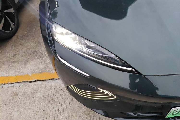 Used BYD Seal 2025 650 Long-Range Version Right Front Headlight